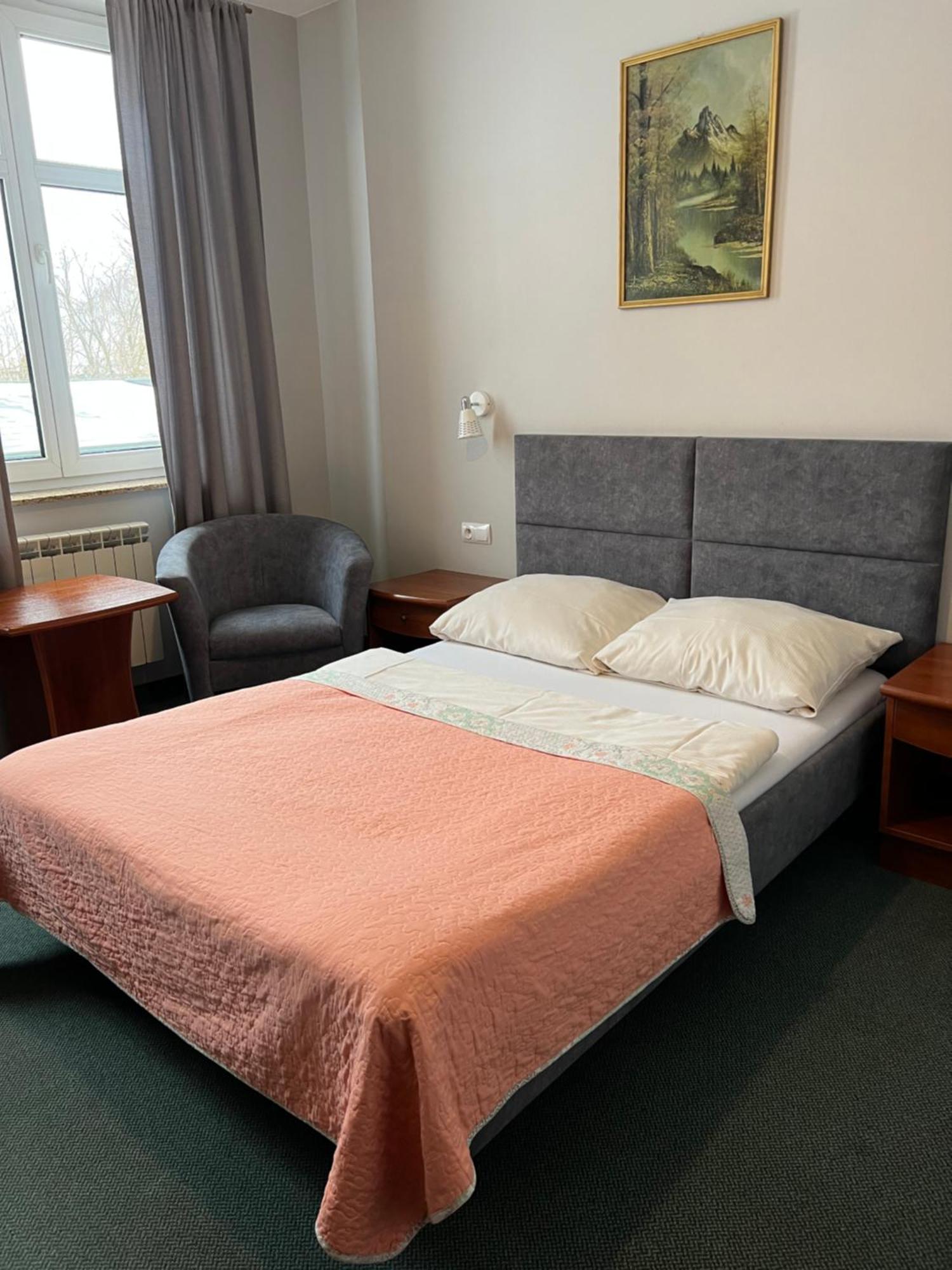 Alabastro Bed & Breakfast Tomaszow Mazowiecki Ngoại thất bức ảnh