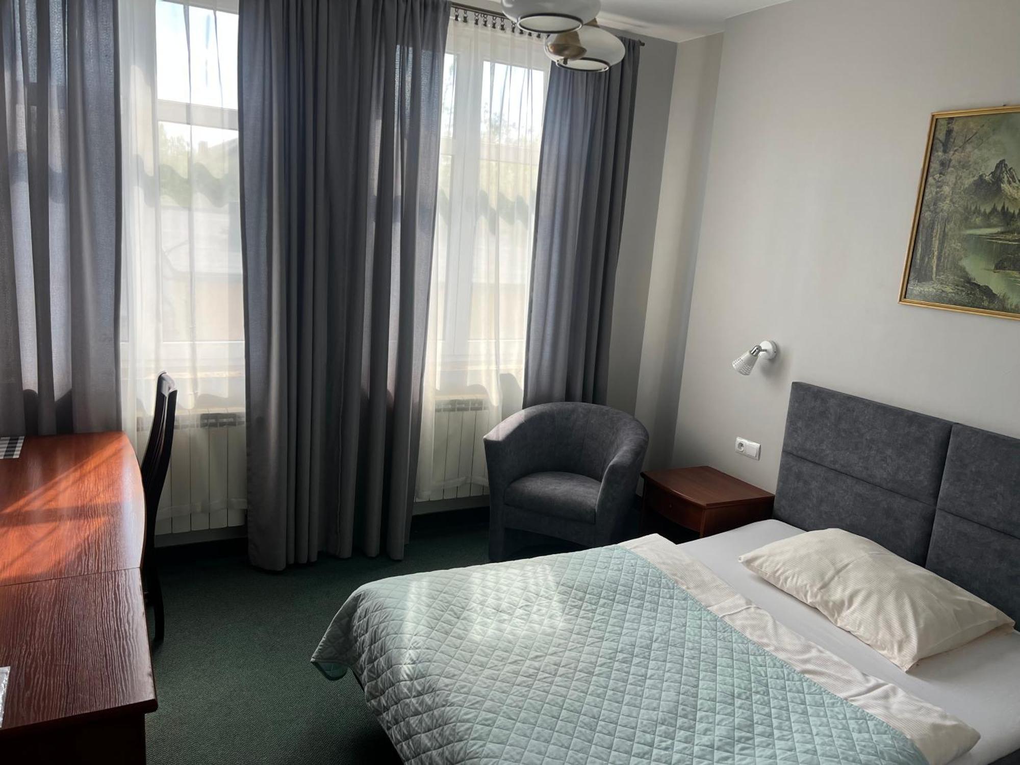 Alabastro Bed & Breakfast Tomaszow Mazowiecki Ngoại thất bức ảnh