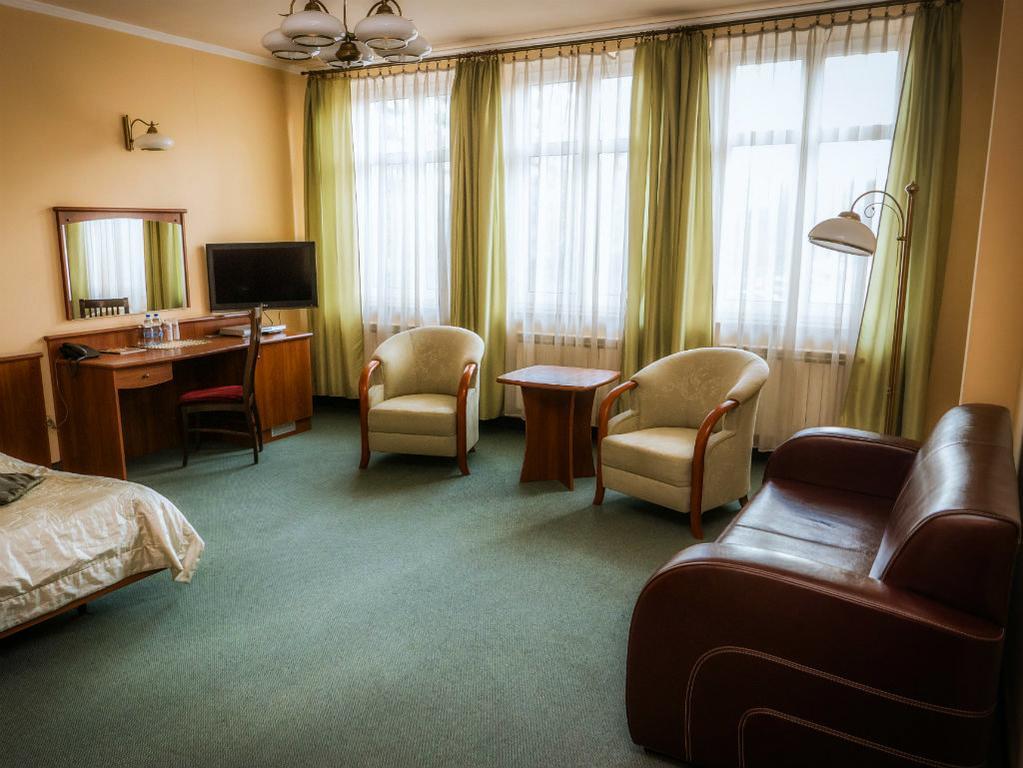 Alabastro Bed & Breakfast Tomaszow Mazowiecki Ngoại thất bức ảnh